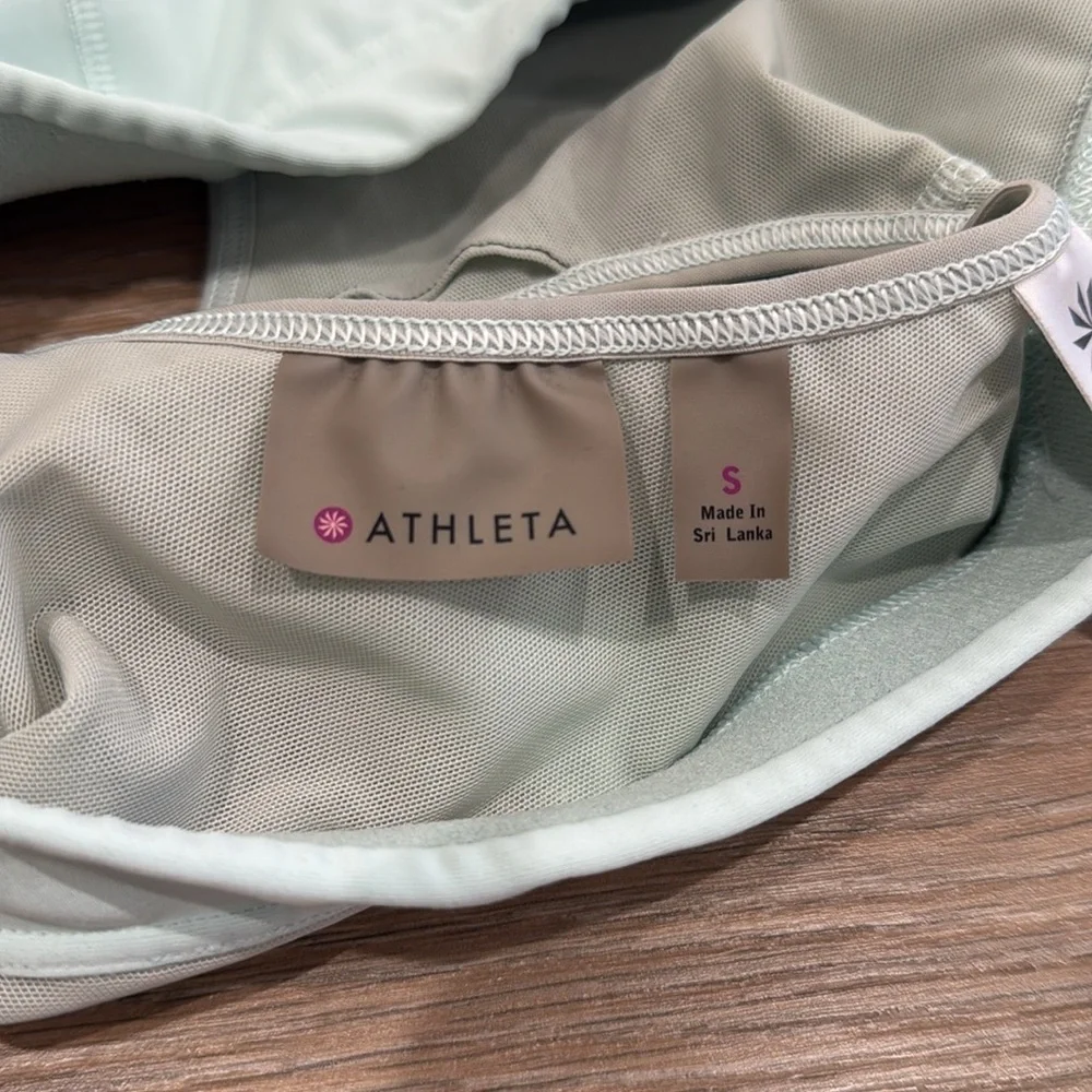 ATHLETA Light Blue Push The Limit Pullover Racerback Mesh Active Sports Bra Sz S